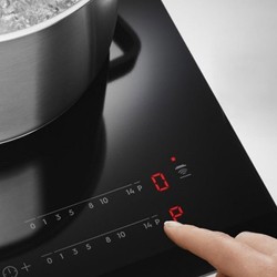 Варочная поверхность гудит при работе​